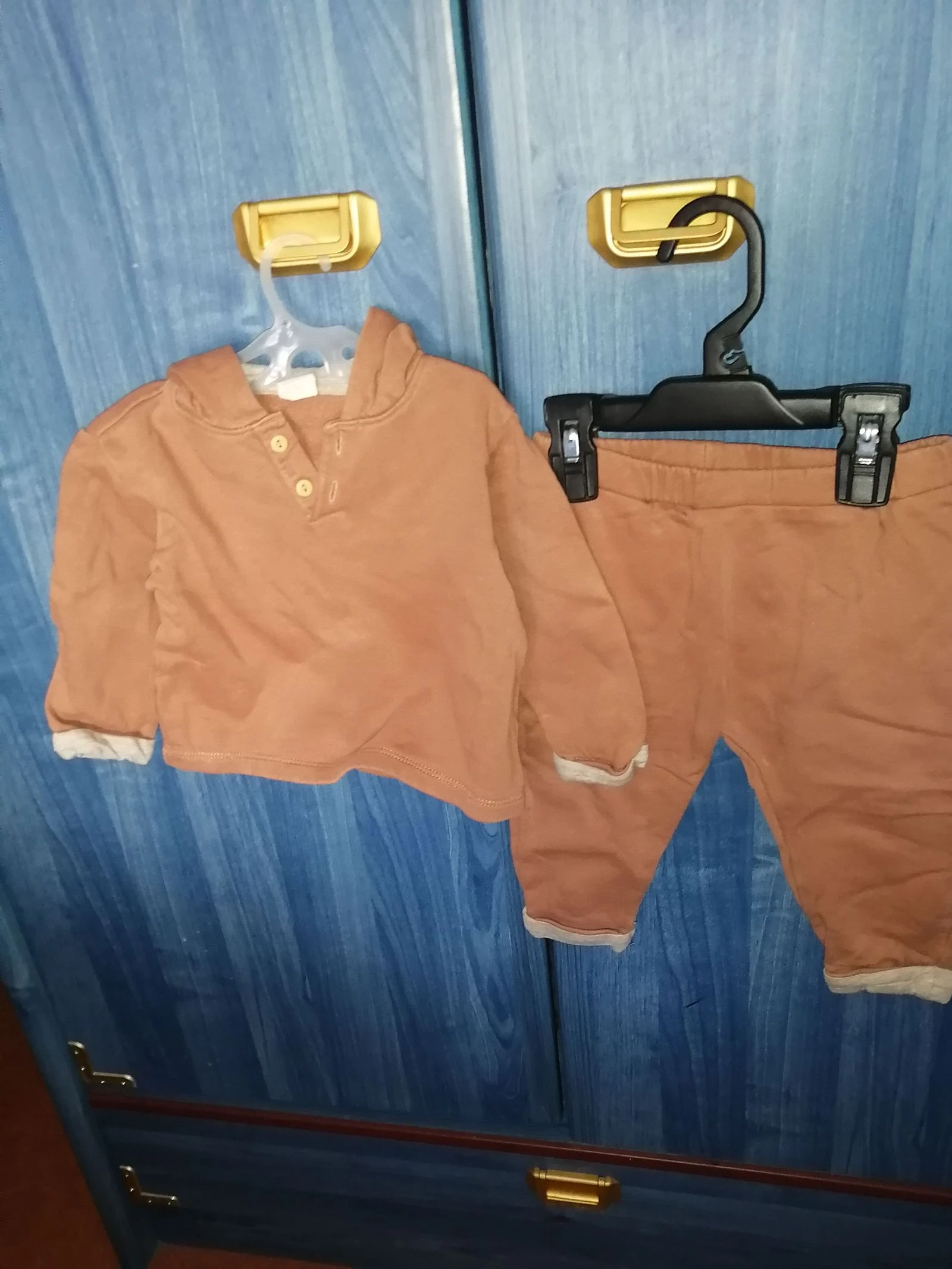 Ensemble pantalon +pull H&M 9/12 mois 
